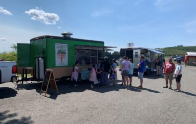 Farmacy food truck at Carter Mountain orchard