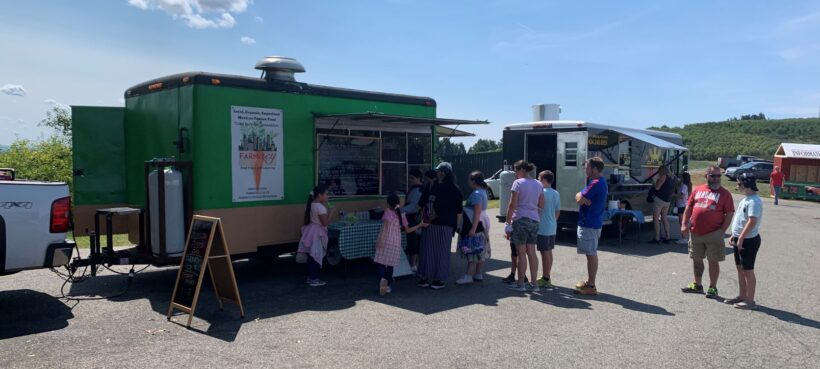 Farmacy food truck at Carter Mountain orchard