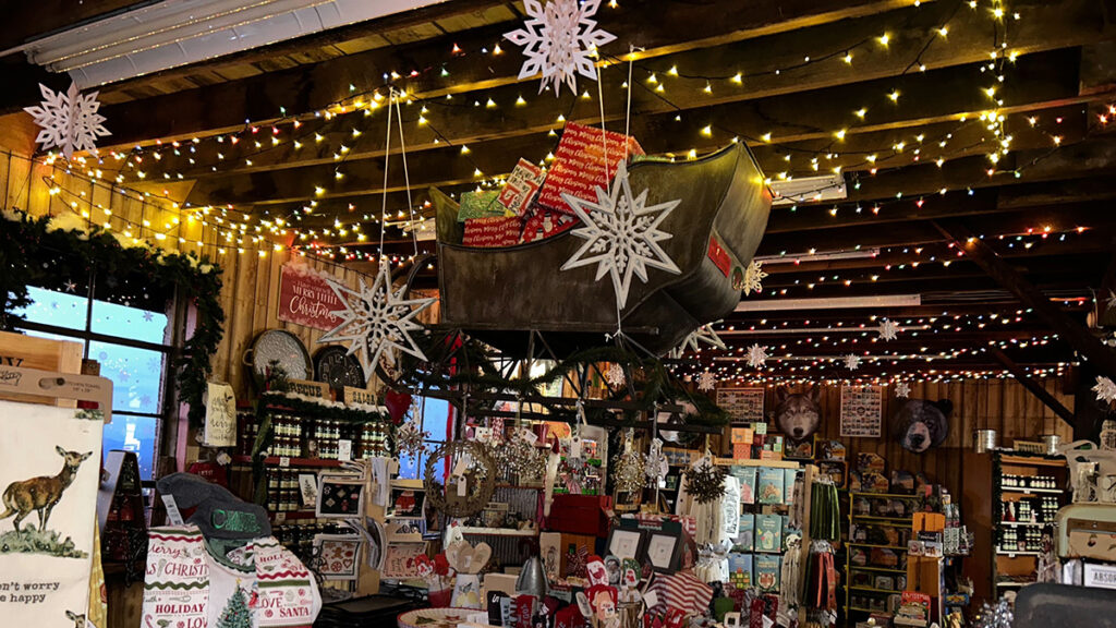 Carter Mountain Country Store at Thursday Evening Holiday Series